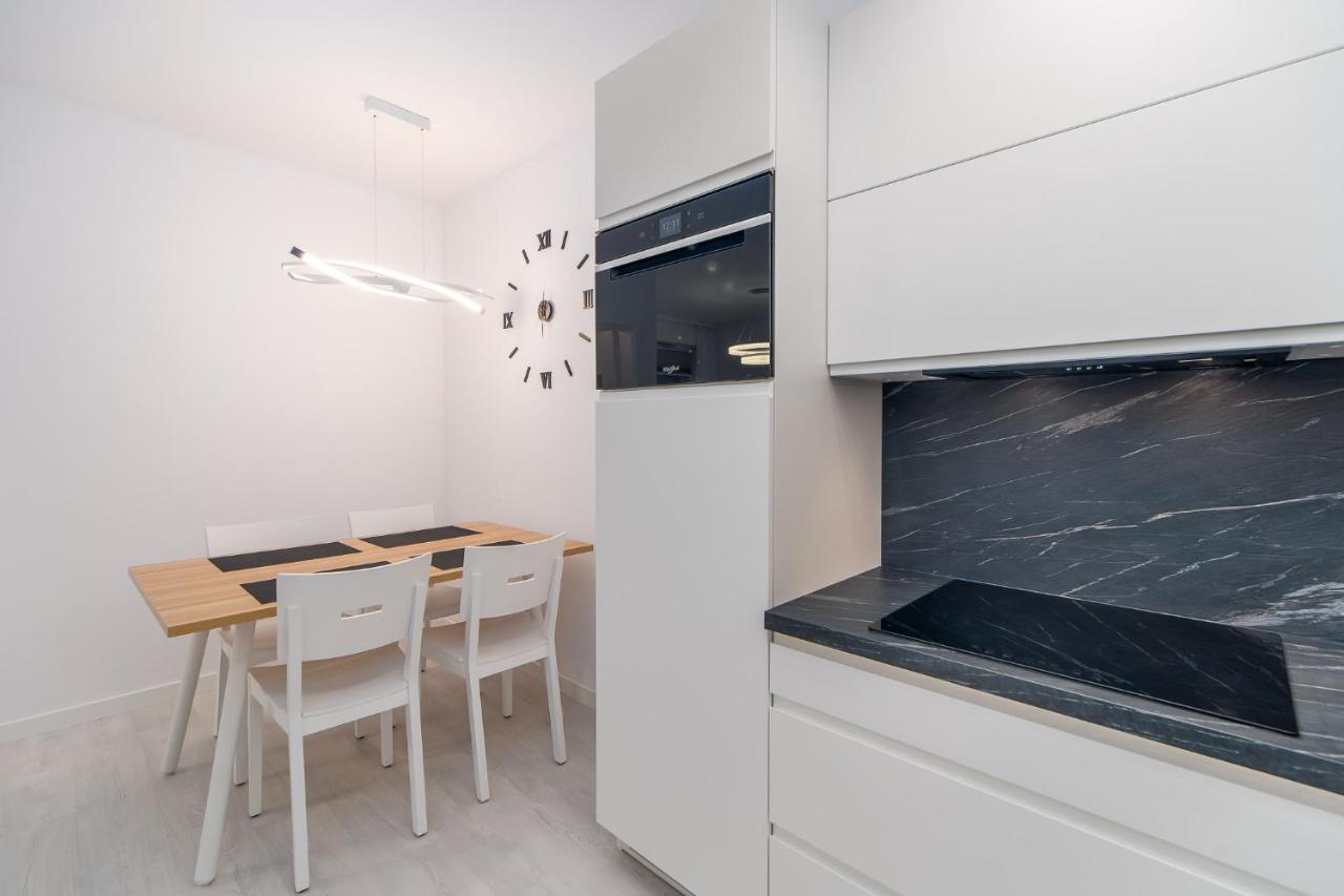 Faro Apartamenty Nadmorskie Tarasy Spa Przy Latarni I Molo Baseny, Sauny, Fitness I Parking W Cenie Колобжег Экстерьер фото